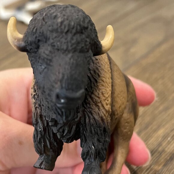 Schleich Brown American Buffalo Bison Animal Figure 2004 - Picture 3 of 6